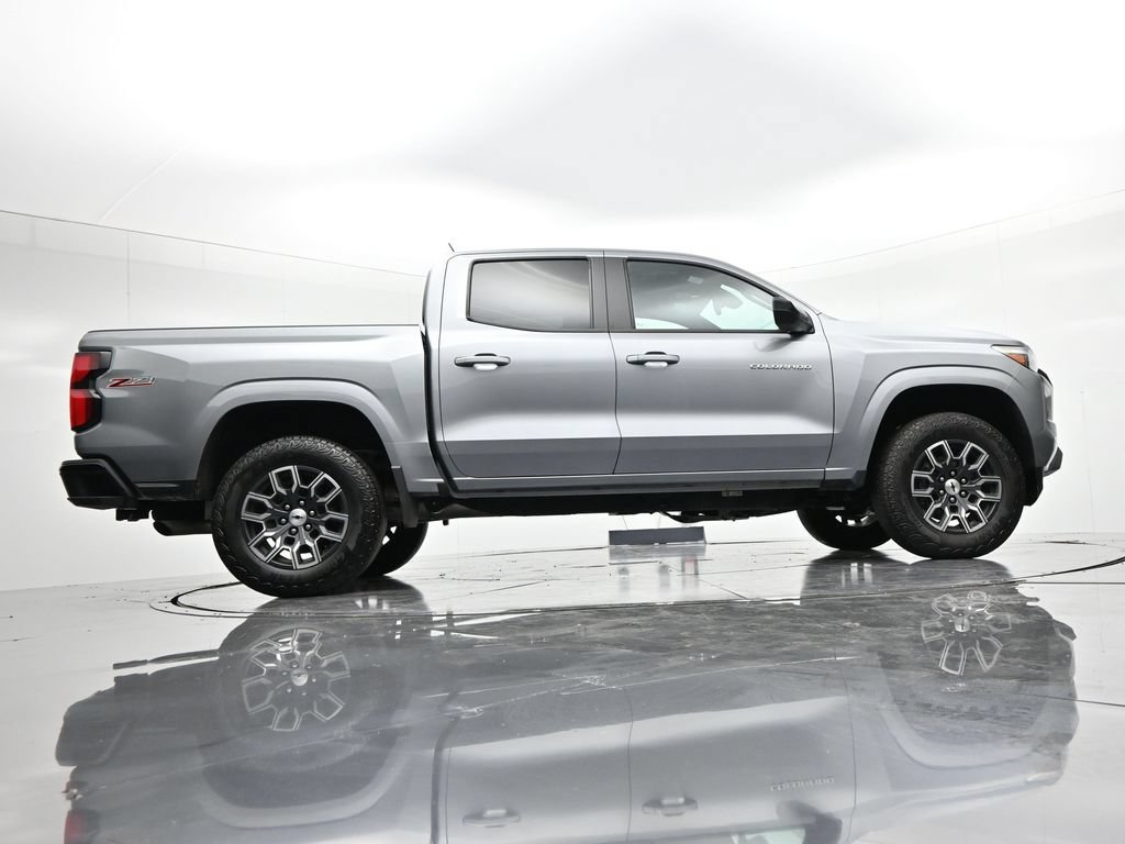 Used 2023 Chevrolet Colorado Z71 w/ Z71 Convenience Package 2 AWD/4WD image 27