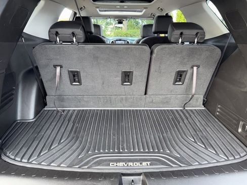 Used 2019 Chevrolet Traverse RS image 28