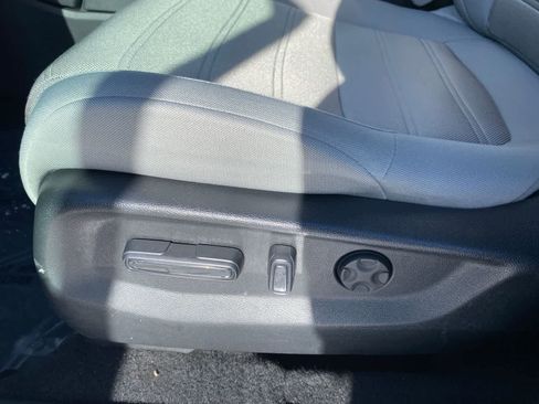 Used 2021 Honda CR-V EX image 15