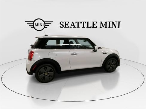 Used 2024 MINI Cooper SE FWD image 12