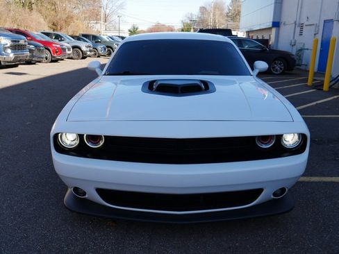 Used 2018 Dodge Challenger R/T Scat Pack image 3