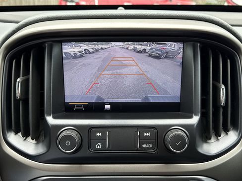 Used 2021 Chevrolet Colorado Z71 RWD image 22