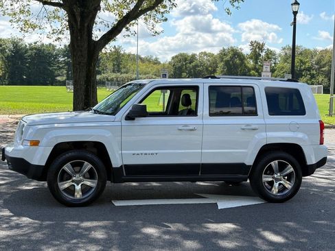 Used 2017 Jeep Patriot High Altitude image 10