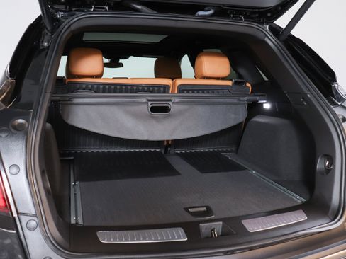 Used 2023 Cadillac XT5 Premium Luxury image 10