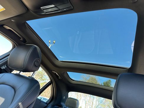 Used 2021 Mercedes-Benz C 300 Sedan w/ Premium Package image 26