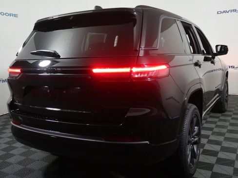 New 2026 Jeep Grand Cherokee Limited AWD/4WD image 6