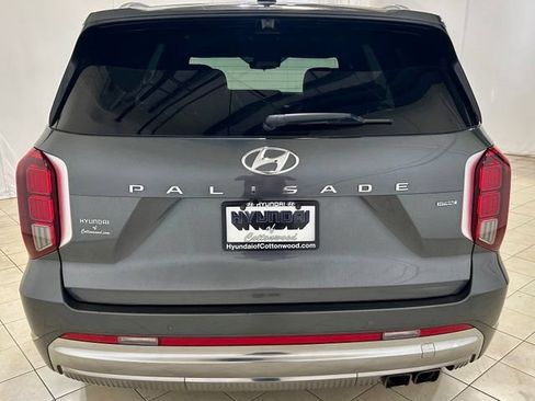 Used 2023 Hyundai Palisade Calligraphy AWD/4WD image 4