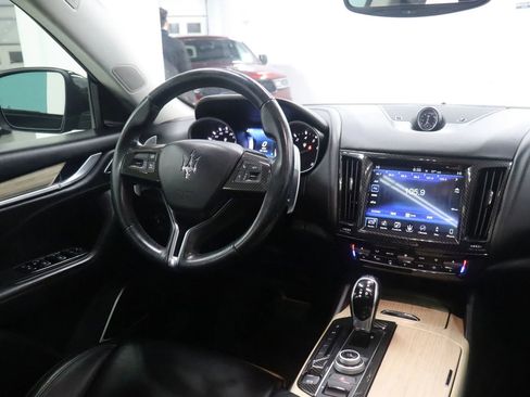 Used 2017 Maserati Levante S image 25