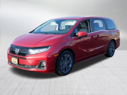 Certified 2026 Honda Odyssey Touring image 3