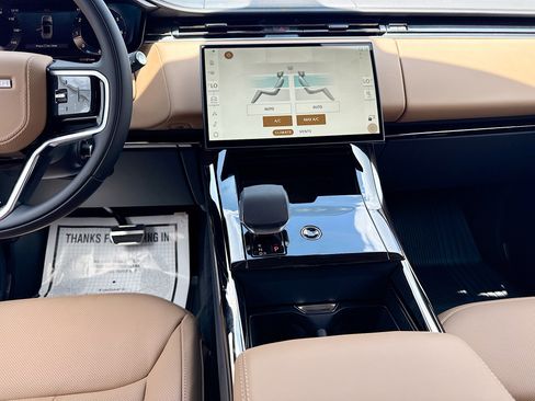 New 2026 Land Rover Range Rover Sport SE AWD/4WD image 19