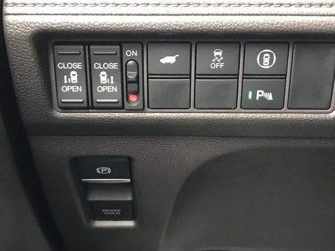 Used 2022 Honda Odyssey Elite image 27