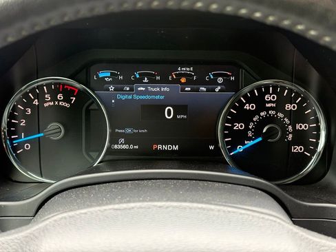 Used 2017 Ford F150 Lariat w/ Equipment Group 502A Luxury AWD/4WD image 18