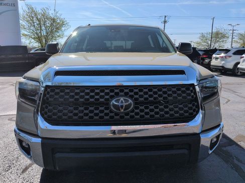 Used 2019 Toyota Tundra SR5 w/ TRD Off Road Package image 8