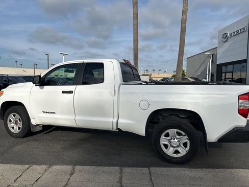 Used 2015 Toyota Tundra SR5 w/ Tow Package image 10