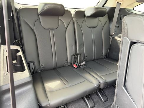 Certified 2023 Kia Sorento S w/ Panoramic Sunroof Package AWD/4WD image 11