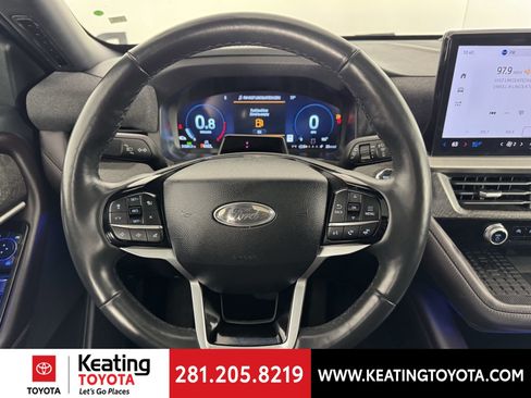 Used 2025 Ford Explorer Platinum w/ LUX Leather Package image 29