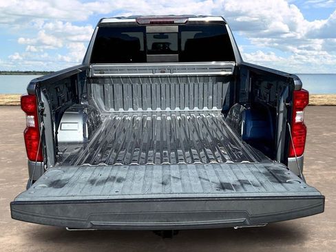 Used 2020 Chevrolet Silverado 1500 LT w/ Texas Edition AWD/4WD image 9