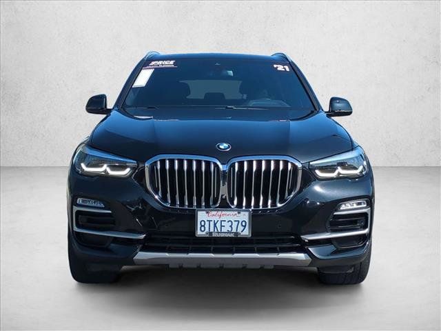 Used 2021 BMW X5 xDrive40i w/ Convenience Package AWD/4WD image 2