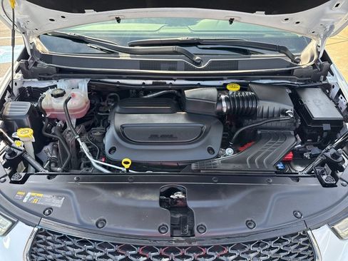 Used 2023 Chrysler Pacifica Touring-L FWD image 26
