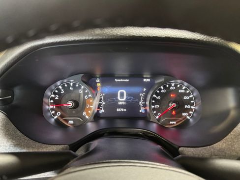 Used 2024 Jeep Compass Latitude AWD/4WD image 16