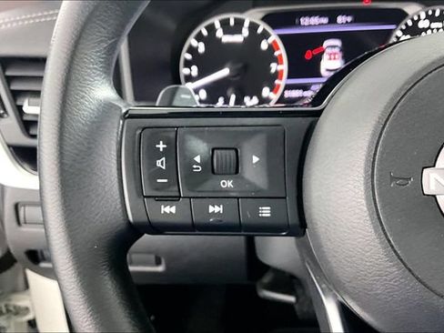 Used 2023 Nissan Rogue SV AWD/4WD image 21