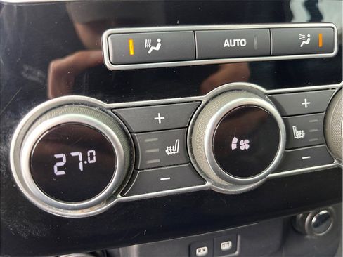 Used 2016 Land Rover Range Rover Long Wheelbase Supercharged image 44