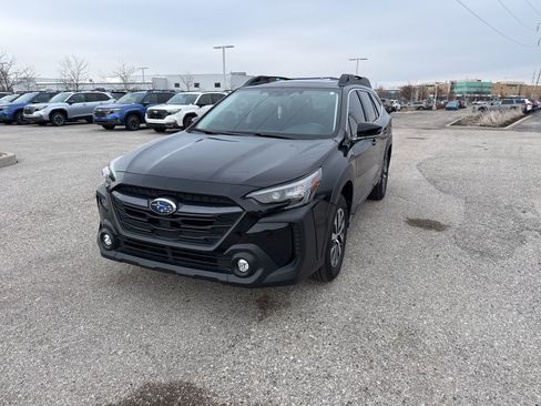 Certified 2024 Subaru Outback Premium w/ Popular Package #1A image 3