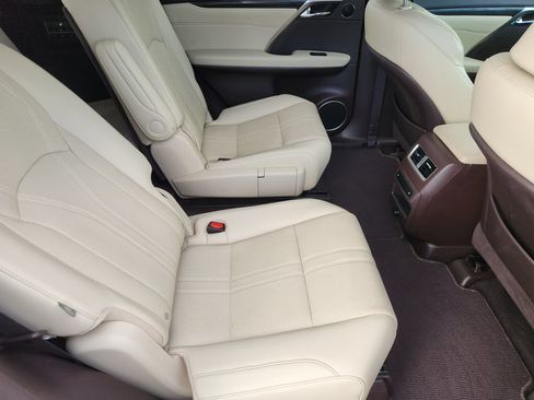 Used 2019 Lexus RX 350L Luxury w/ Accessory Package FWD image 32
