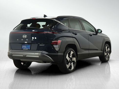 Certified 2024 Hyundai Kona Limited AWD/4WD image 5