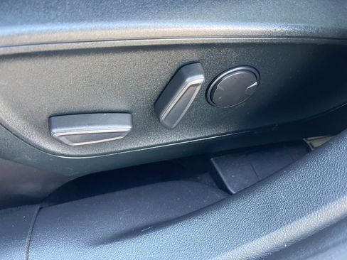 Used 2022 Ford Escape SE w/ Convenience Package image 18