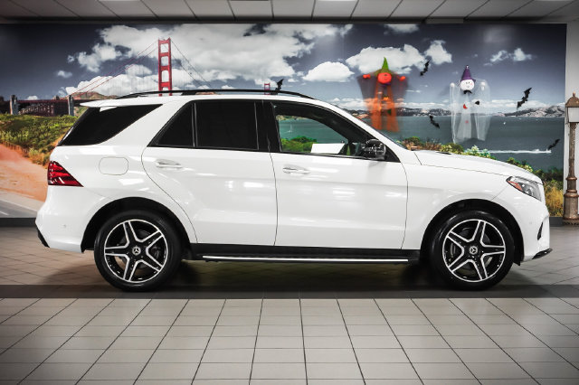 Used 2019 Mercedes-Benz GLE 400 4MATIC image 5