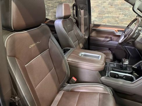 Used 2022 GMC Sierra 1500 Denali AWD/4WD image 3