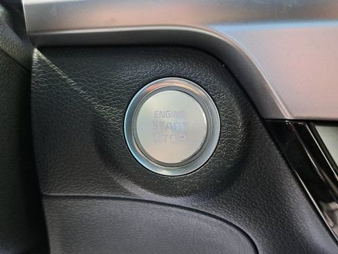 Used 2025 Kia Telluride S FWD image 14