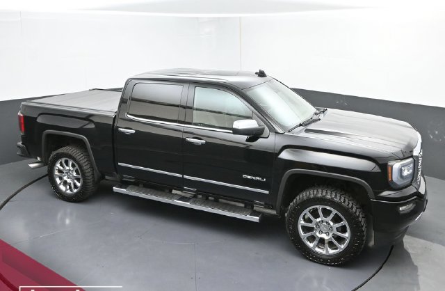 Used 2018 GMC Sierra 1500 Denali AWD/4WD image 18
