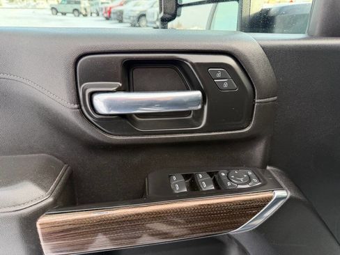 Used 2020 Chevrolet Silverado 2500 LT image 13