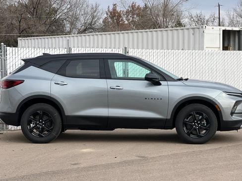 New 2026 Chevrolet Blazer LT w/ Convenience Package image 3