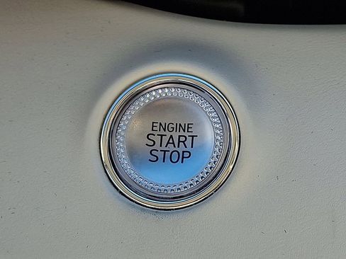 Used 2023 Genesis GV70 2.5T Select w/ Select Package image 25