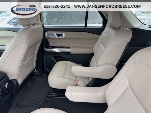 Used 2023 Ford Explorer Limited w/ Equipment Group 301A AWD/4WD image 29