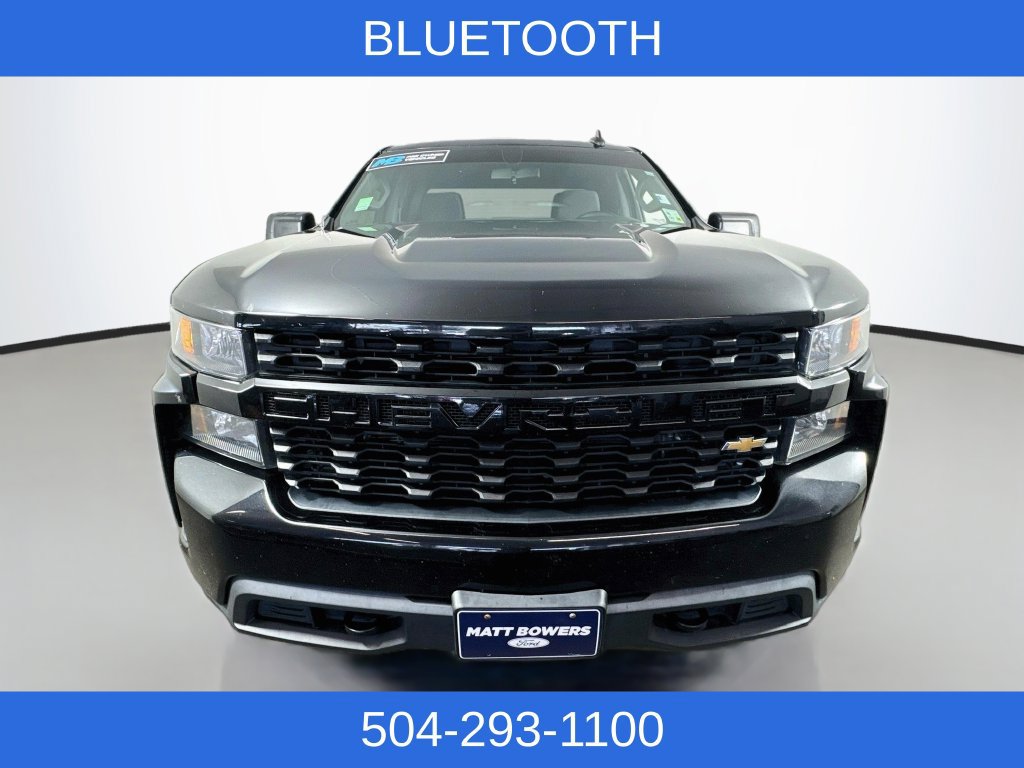 Used 2020 Chevrolet Silverado 1500 Custom w/ Custom Value Package RWD image 3