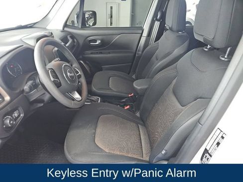 Used 2023 Jeep Renegade Latitude AWD/4WD image 13