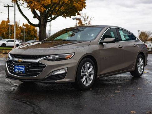 Used 2023 Chevrolet Malibu LT image 4