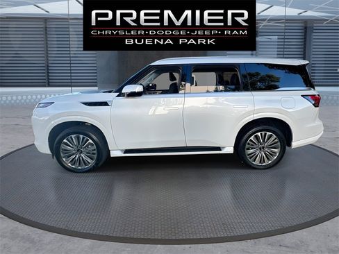 Used 2025 INFINITI QX80 Luxe image 4