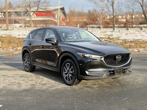 Used 2018 MAZDA CX-5 Touring w/ Preferred Equipment Package image 9