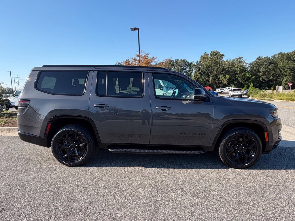 Used 2024 Jeep Wagoneer Series II RWD image 21