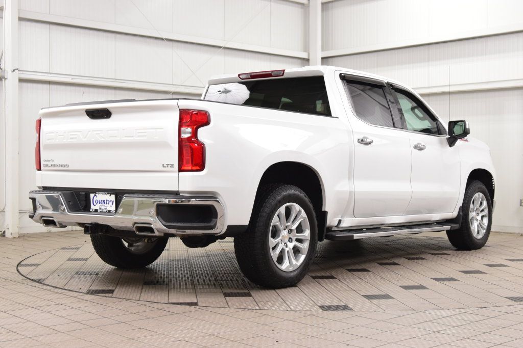 Used 2022 Chevrolet Silverado 1500 LTZ AWD/4WD image 8
