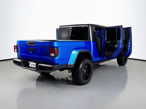 Used 2022 Jeep Gladiator Willys image 24