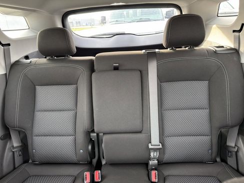 Used 2023 GMC Terrain SLE image 50