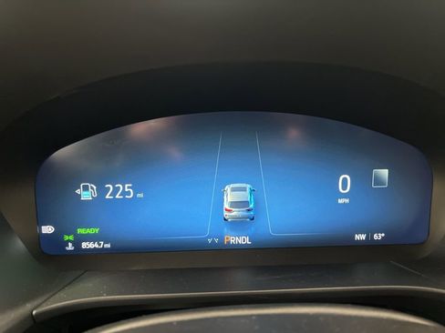 Certified 2023 Ford Escape Platinum w/ Premium Technology Package image 20