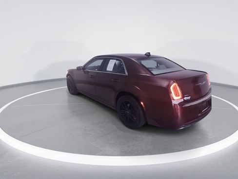 Used 2016 Chrysler 300 Limited w/ Driver Convenience Group AWD/4WD image 7