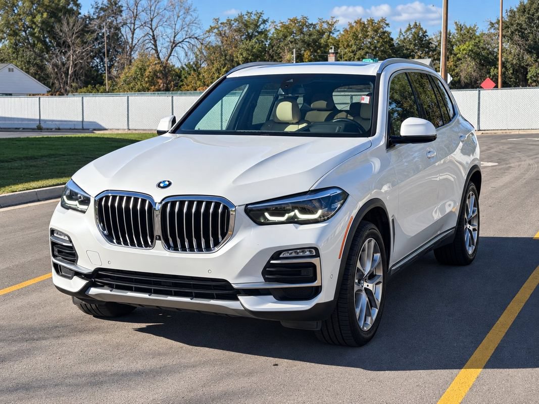 Used 2021 BMW X5 xDrive40i AWD/4WD image 1